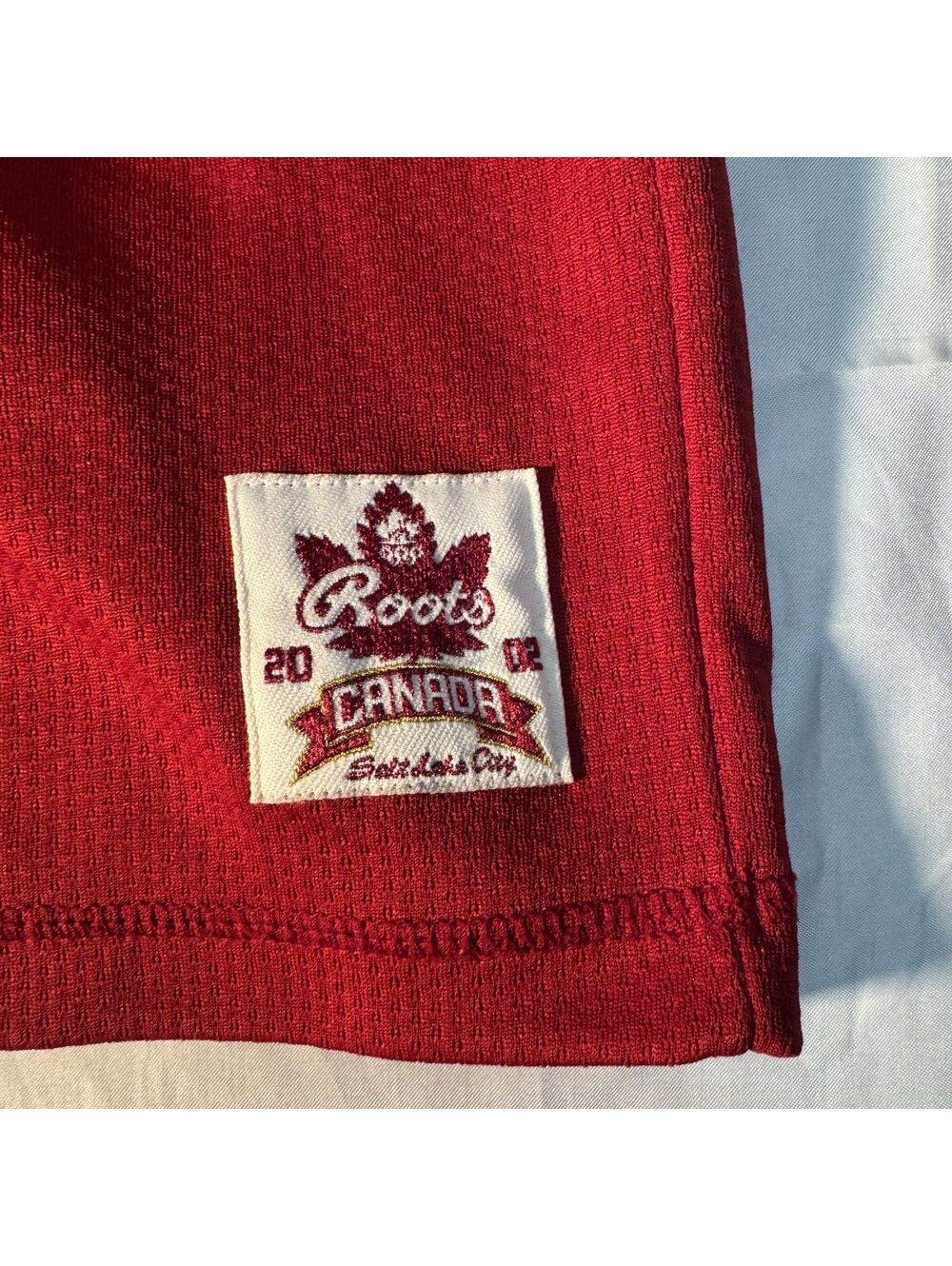 Roots 2002 Salt Lake City Olympics Team Canada Jersey Small Made in Canada Y2K - Picture 6 of 8